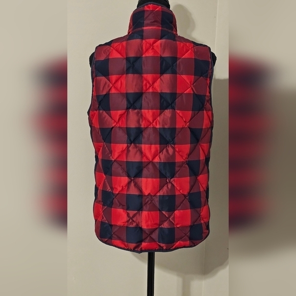 J Crew Buffalo Plaid Puffer Vest with Gold Snap Pockets - Picture 3 of 6
